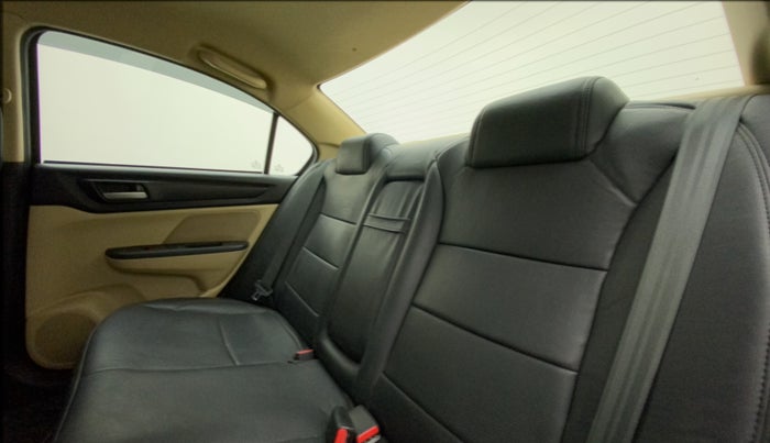 2021 Honda Amaze 1.5L I-DTEC VX CVT, Diesel, Automatic, 49,813 km, Right Side Rear Door Cabin