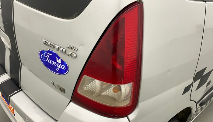 2011 Maruti Zen Estilo LXI, Petrol, Manual, 41,798 km, Right tail light - Minor damage