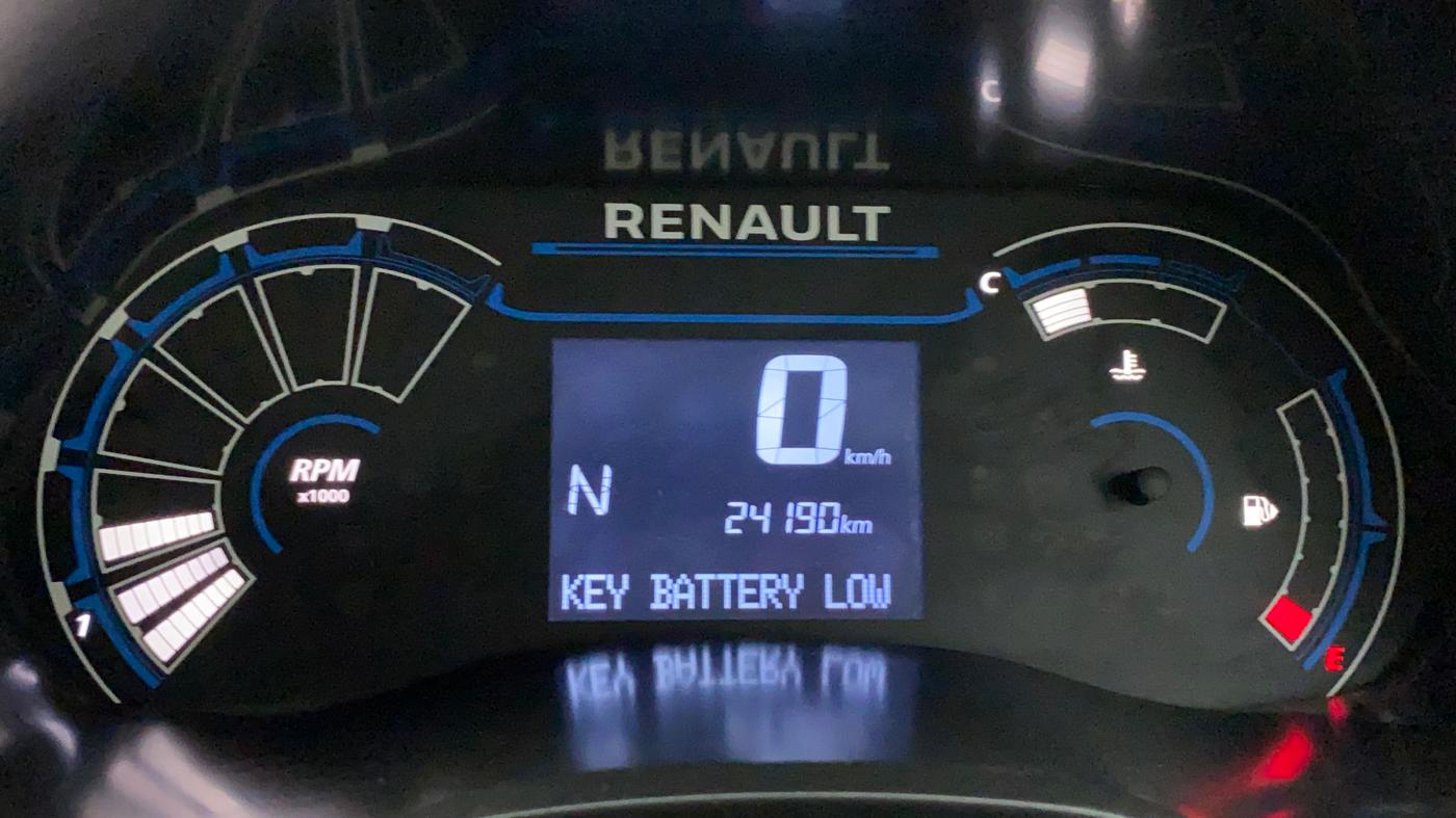 2021 Renault TRIBER RXZ AMT, Petrol, Automatic, 24,365 km, Odometer Image