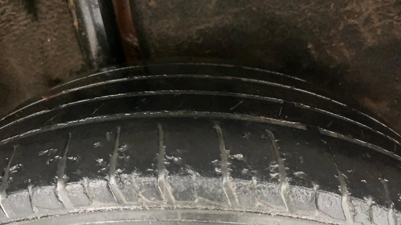 2019 Maruti Vitara Brezza ZDI PLUS DUAL TONE, Diesel, Manual, 24,951 km, Right Rear Tyre Tread