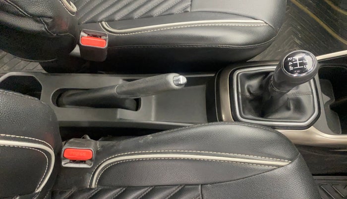 2017 Maruti IGNIS DELTA 1.2, Petrol, Manual, 50,118 km, Gear Lever