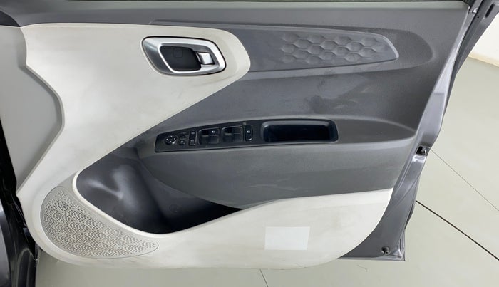 2021 Hyundai GRAND I10 NIOS SPORTZ 1.2 KAPPA VTVT CNG, CNG, Manual, 44,189 km, Driver Side Door Panels Control