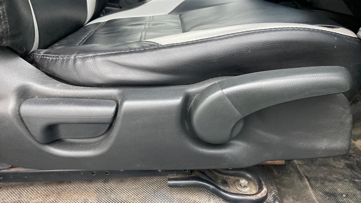 2018 Honda WR-V 1.2L I-VTEC S MT, Petrol, Manual, 59,777 km, Driver Side Adjustment Panel