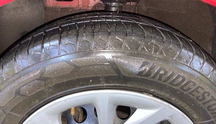 2020 Hyundai Grand i10 MAGNA 1.2 KAPPA VTVT, Petrol, Manual, 79,667 km, Left Front Tyre Tread