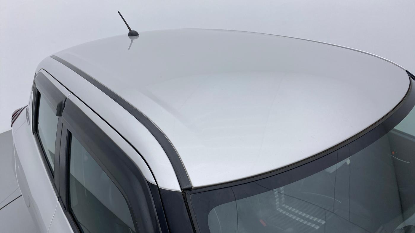 2018 Maruti Swift VXI D, Petrol, Manual, 38,328 km, Roof