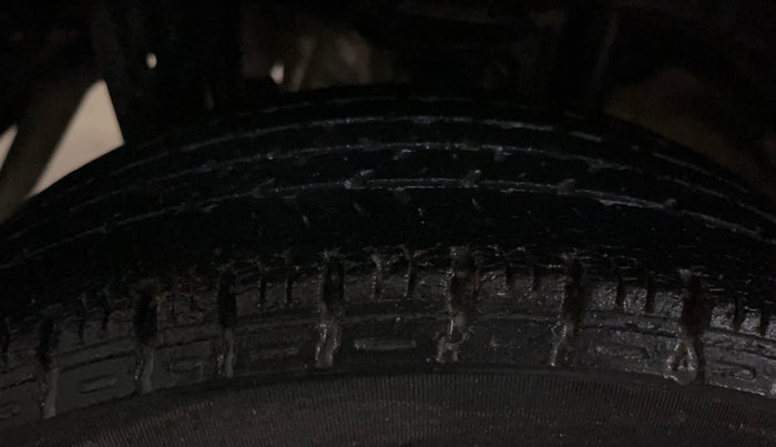2016 Maruti Alto K10 VXI, Petrol, Manual, 45,176 km, Right Rear Tyre Tread