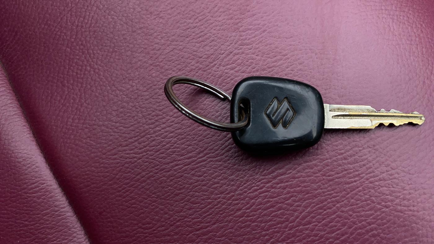 2013 Maruti Alto K10 VXI, Petrol, Manual, 66,879 km, Key Close Up