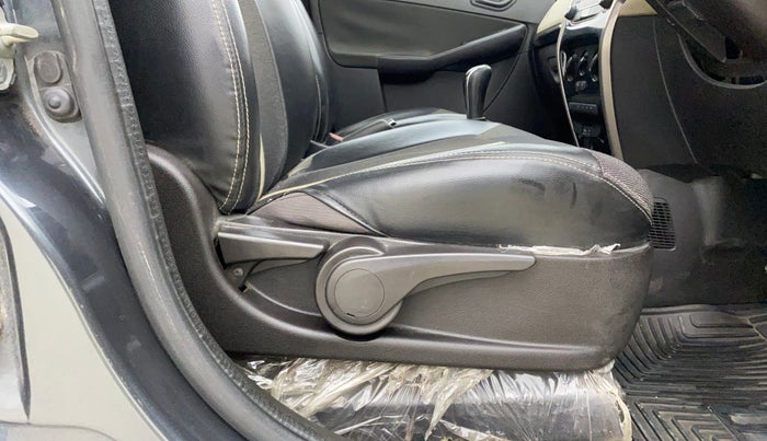 2016 Tata Zest XMS PETROL, Petrol, Manual, 30,872 km, Driver Side Adjustment Panel