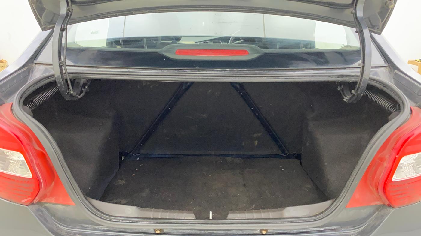 2016 Tata Zest XMS PETROL, Petrol, Manual, 30,872 km, Boot Inside