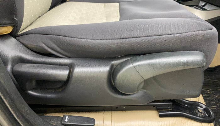 2017 Honda City 1.5L I-VTE V CVT, Petrol, Automatic, 80,707 km, Driver Side Adjustment Panel