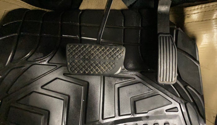 2017 Honda City 1.5L I-VTE V CVT, Petrol, Automatic, 80,707 km, Pedals