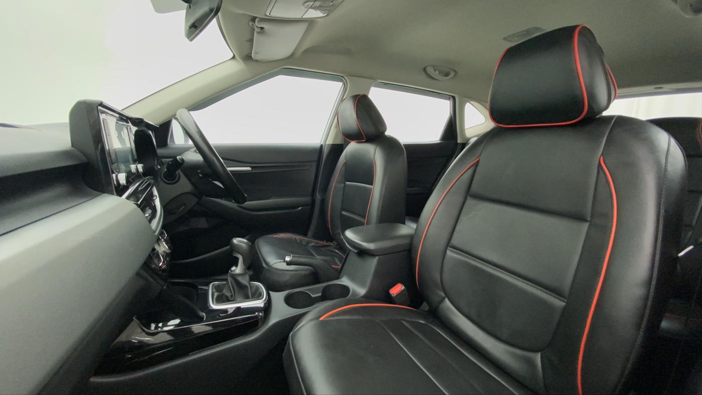2020 KIA SELTOS HTK PLUS 1.5 DIESEL, Diesel, Manual, 29,941 km, Right Side Front Door Cabin