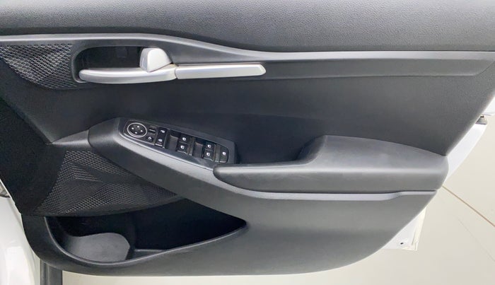 2020 KIA SELTOS HTK PLUS 1.5 DIESEL, Diesel, Manual, 29,941 km, Driver Side Door Panels Control