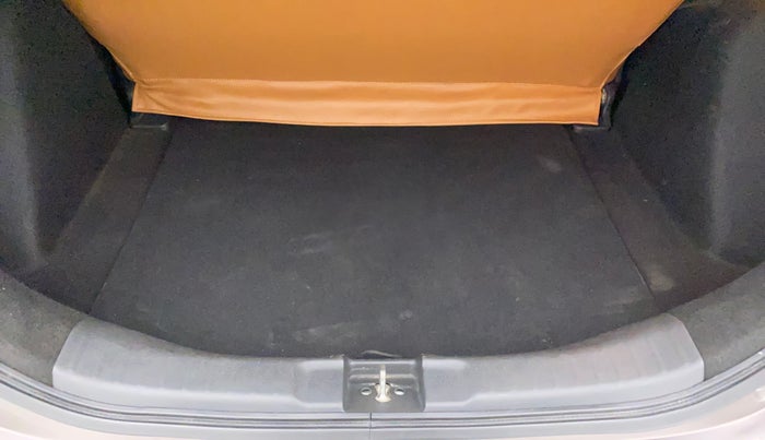 2017 Honda Jazz 1.2L I-VTEC S AT, Petrol, Automatic, 32,556 km, Boot Inside