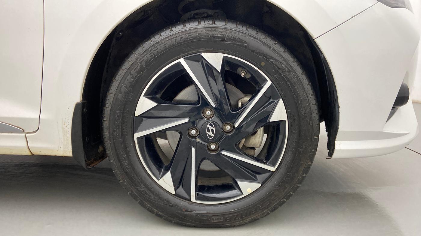 2020 Hyundai Verna SX (O) 1.5 CRDI, Diesel, Manual, 68,590 km, Right Front Wheel