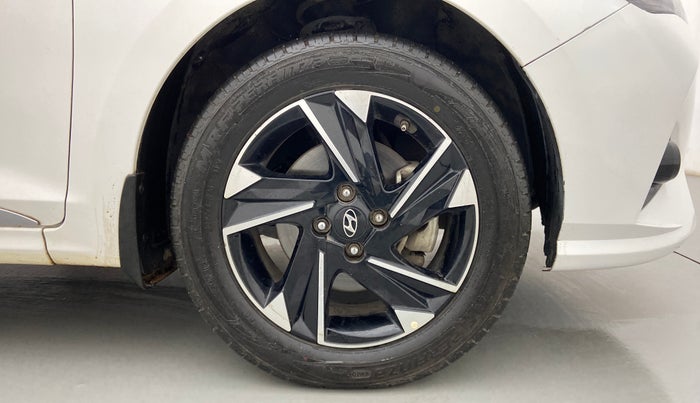 2020 Hyundai Verna SX (O) 1.5 CRDI, Diesel, Manual, 68,590 km, Right Front Wheel