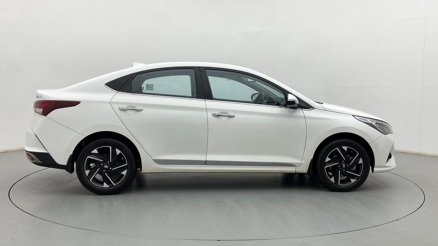 2020 Hyundai Verna SX (O) 1.5 CRDI, Diesel, Manual, 68,590 km, Right Side View