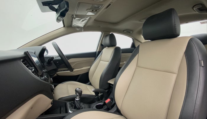 2020 Hyundai Verna SX (O) 1.5 CRDI, Diesel, Manual, 68,590 km, Right Side Front Door Cabin
