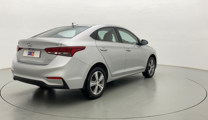 2017 Hyundai Verna 1.6 VTVT SX (O) AT, Petrol, Automatic, 95,153 km, Right Back Diagonal
