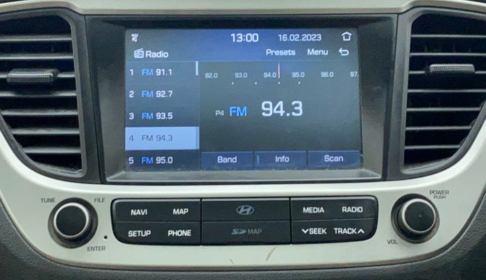 2017 Hyundai Verna 1.6 VTVT SX (O) AT, Petrol, Automatic, 95,153 km, Infotainment System
