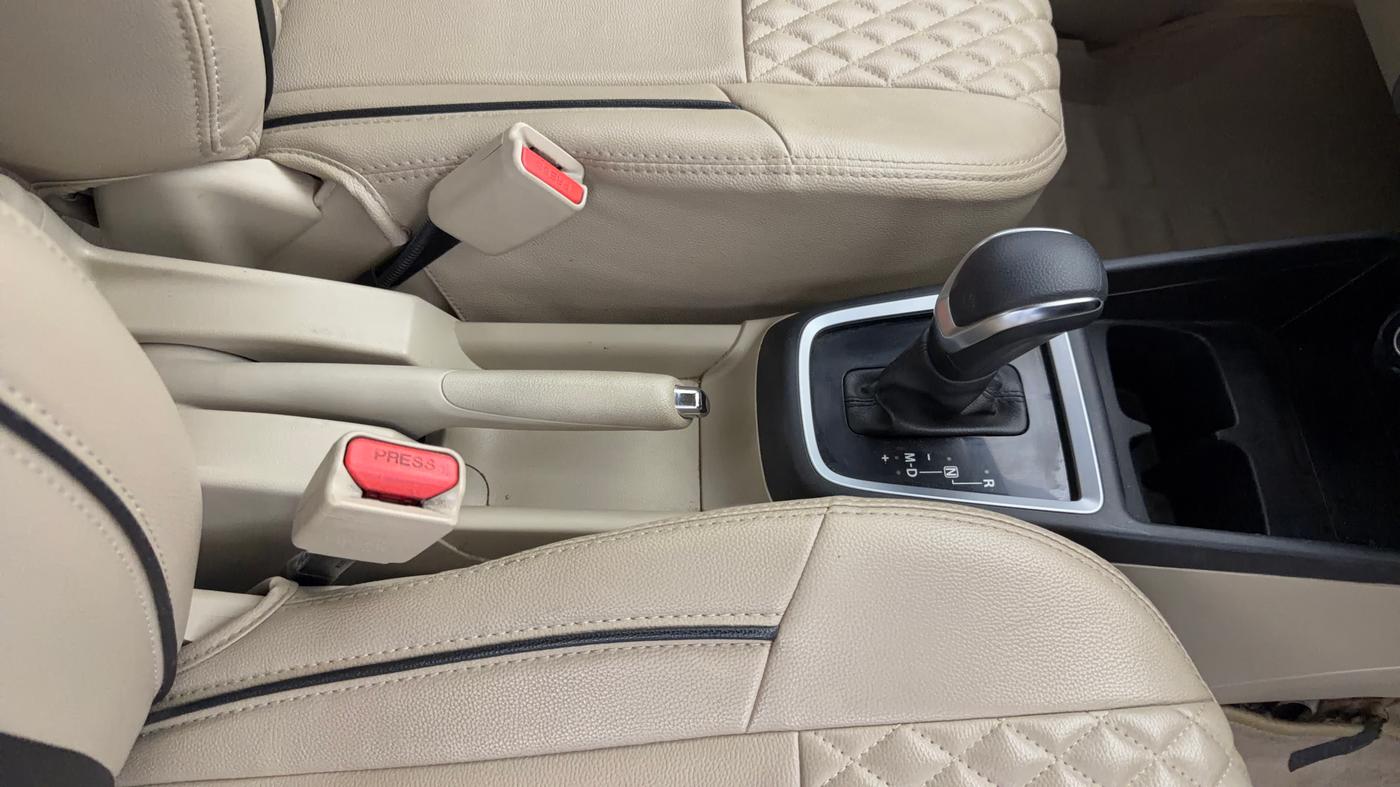 2022 Maruti Dzire VXI AMT, Petrol, Automatic, 50,101 km, Gear Lever