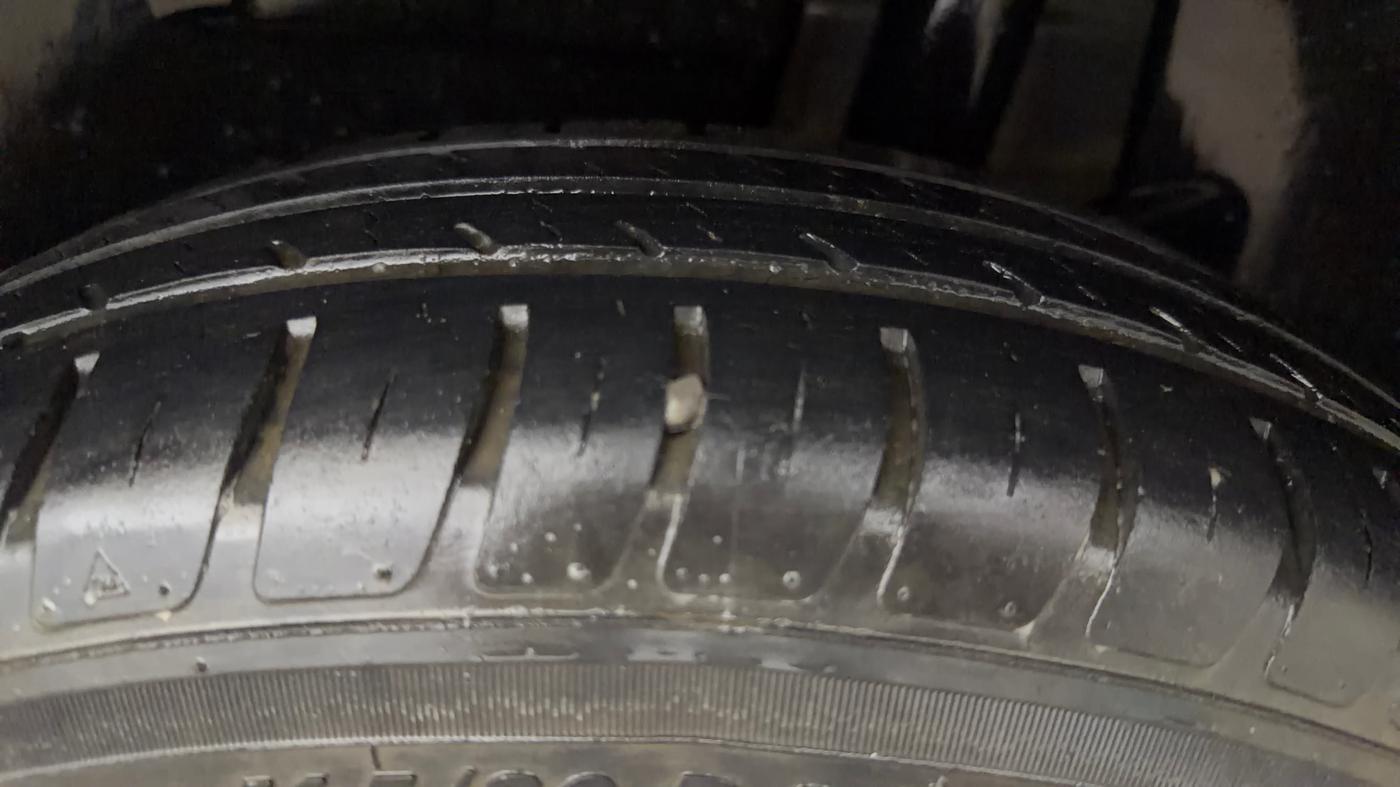 2022 Maruti Dzire VXI AMT, Petrol, Automatic, 50,101 km, Left Rear Tyre Tread