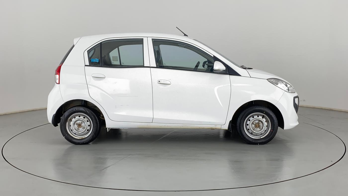 2019 Hyundai NEW SANTRO SPORTZ CNG, CNG, Manual, 80,968 km, Right Side View