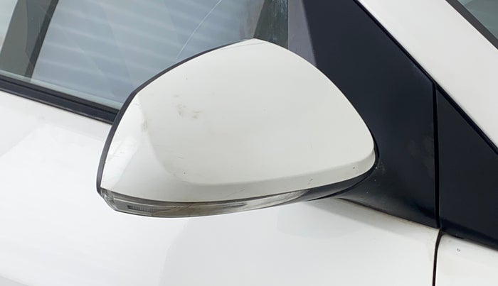 2019 Hyundai NEW SANTRO SPORTZ CNG, CNG, Manual, 80,968 km, Right rear-view mirror - Minor scratches