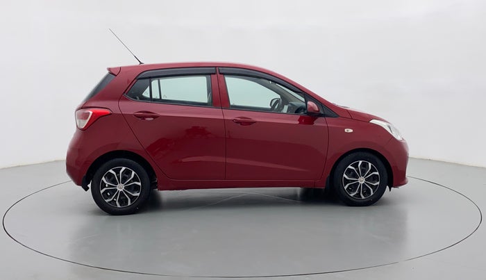 2017 Hyundai Grand i10 magna 1.2 crdi, Diesel, Manual, 65,460 km, Right Side