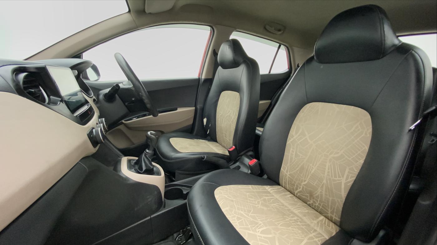 2017 Hyundai Grand i10 magna 1.2 crdi, Diesel, Manual, 65,460 km, Right Side Front Door Cabin