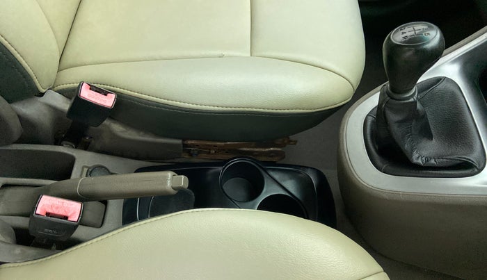 2011 Hyundai i10 SPORTZ 1.2 KAPPA2, Petrol, Manual, 33,632 km, Gear Lever