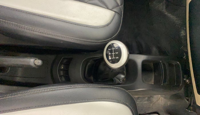 2017 Maruti Wagon R 1.0 LXI CNG, CNG, Manual, 1,01,847 km, Gear Lever