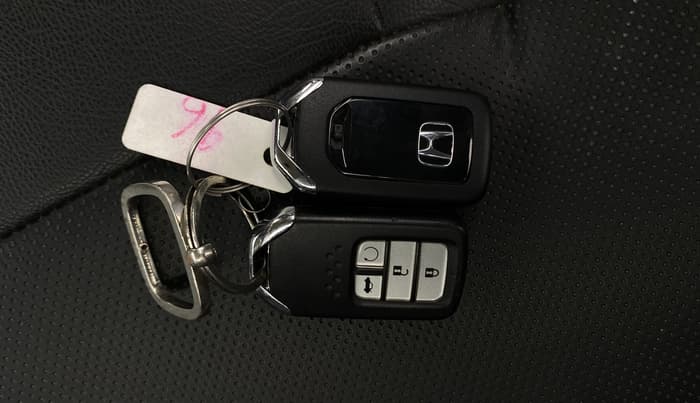 2021 Honda City 1.5L I-VTEC ZX CVT, Petrol, Automatic, 38,520 km, Key Close Up
