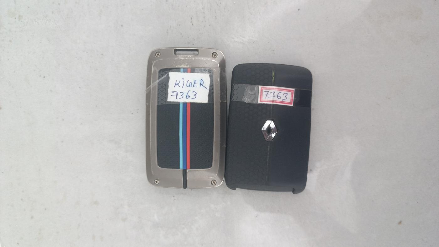 2021 Renault Kiger RXZ TURBO CVT, Petrol, Automatic, 54,310 km, Key Close Up