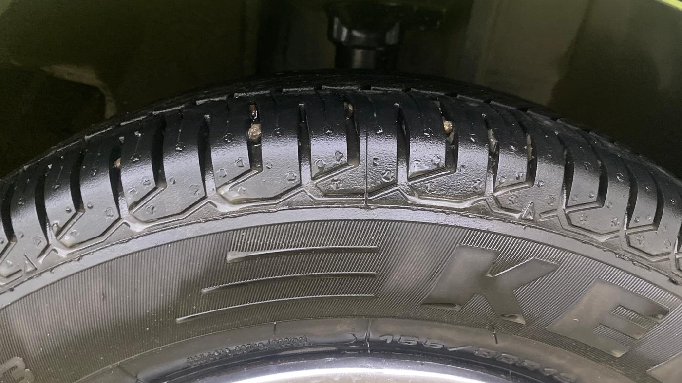 2016 Datsun Redi Go T (O), Petrol, Manual, 32,393 km, Right Front Tyre Tread