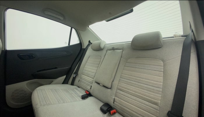 2020 Hyundai AURA S 1.2, Petrol, Manual, 42,388 km, Right Side Rear Door Cabin
