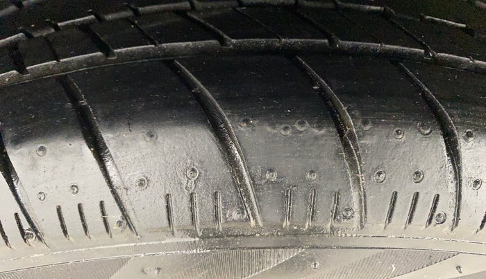 2015 Hyundai Xcent SX 1.1 CRDI, Diesel, Manual, 78,378 km, Right Rear Tyre Tread