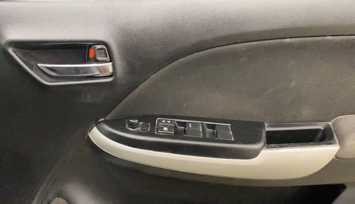 2018 Maruti Baleno DELTA PETROL 1.2, Petrol, Manual, 1,00,738 km, Driver Side Door Panels Control