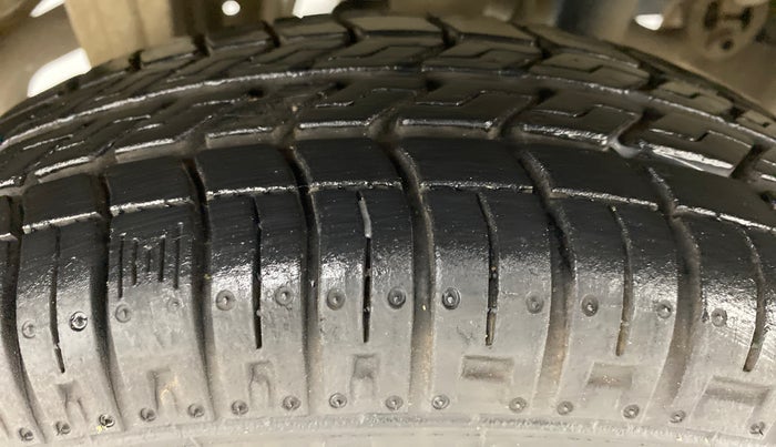 2018 Maruti Alto 800 LXI, Petrol, Manual, 28,440 km, Right Rear Tyre Tread