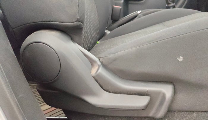 2022 Maruti Celerio VXI CNG, CNG, Manual, 38,810 km, Driver Side Adjustment Panel