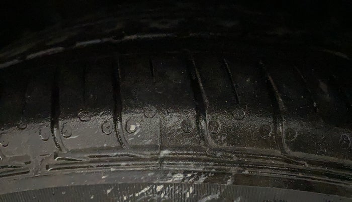 2020 Tata TIGOR XZA PLUS PETROL, Petrol, Automatic, 1,03,389 km, Left Front Tyre Tread