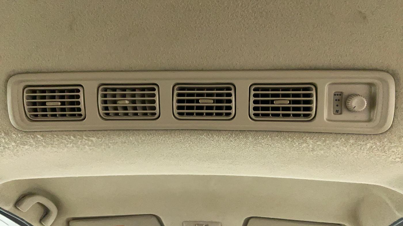 2015 Maruti Ertiga ZXI, Petrol, Manual, 76,092 km, Rear AC Vents
