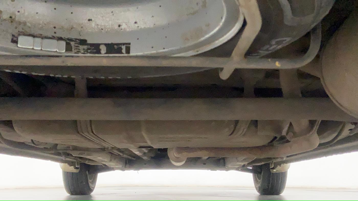 2015 Maruti Ertiga ZXI, Petrol, Manual, 76,092 km, Rear Underbody