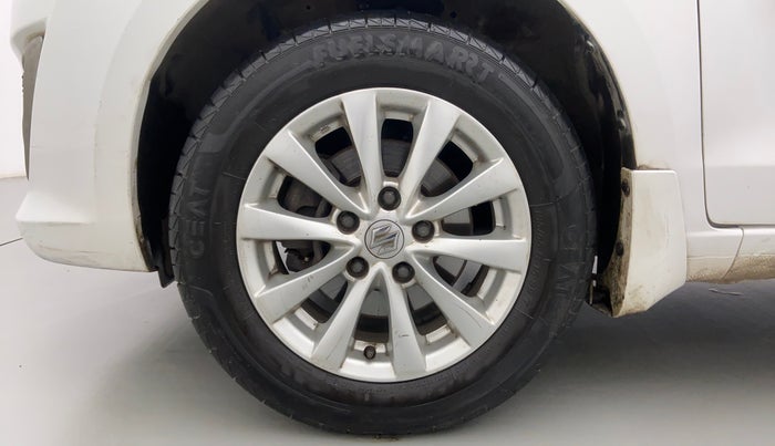 2015 Maruti Ertiga ZXI, Petrol, Manual, 76,092 km, Left Front Wheel