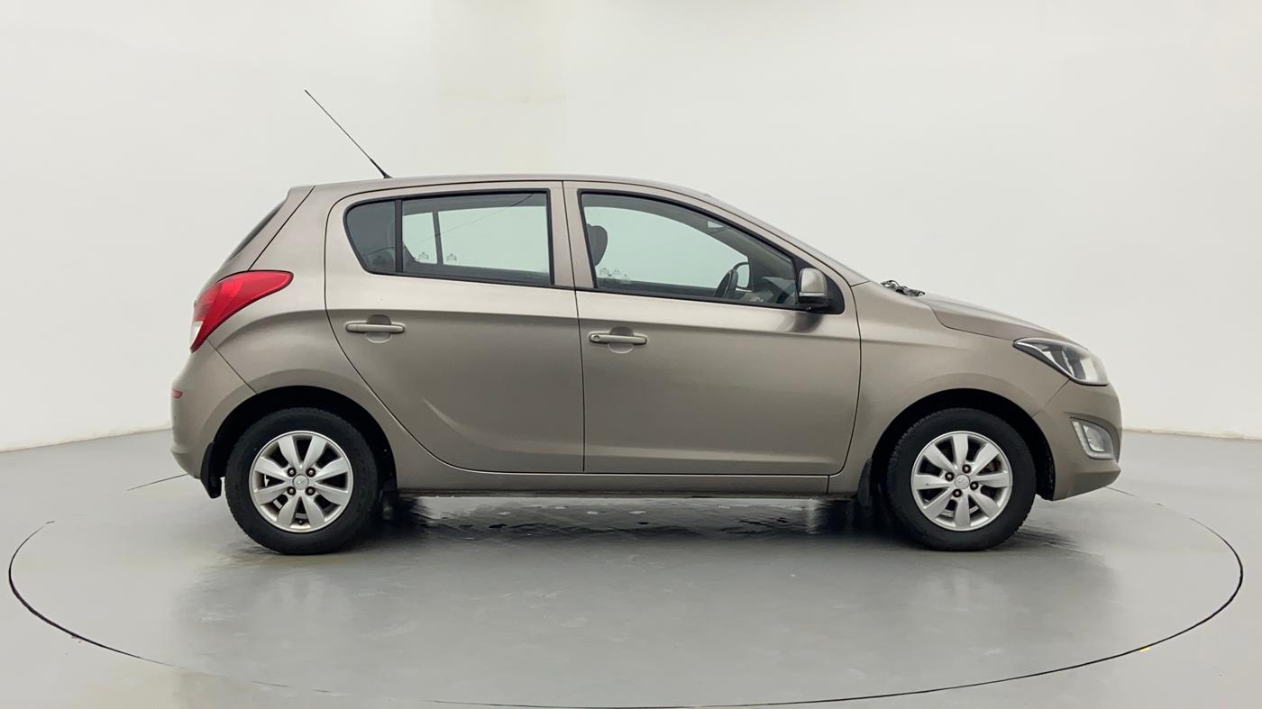 2013 Hyundai i20 SPORTZ 1.4 CRDI, Diesel, Manual, 65,221 km, Right Side