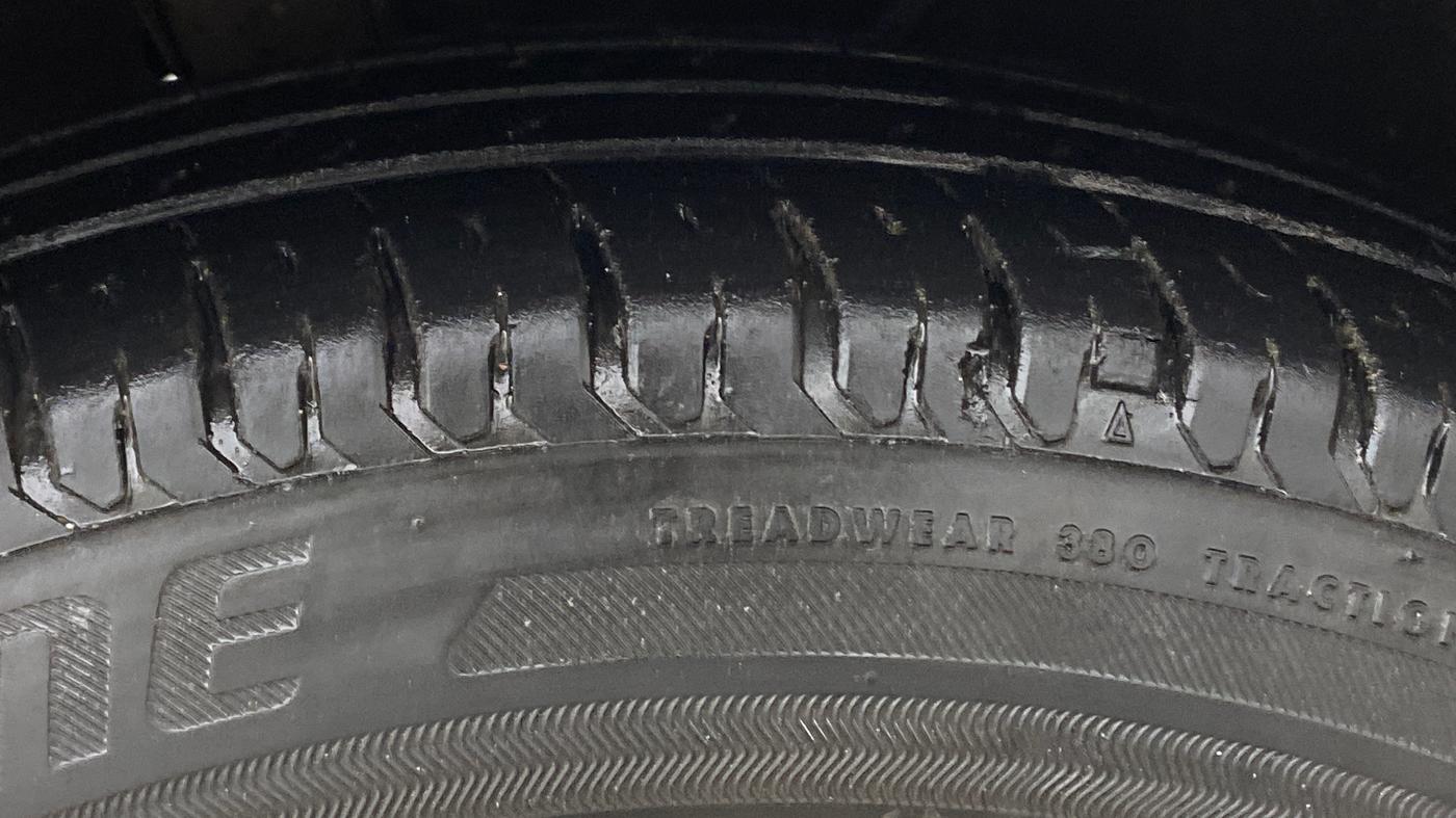 2020 Maruti Dzire VXI, Petrol, Manual, 36,155 km, Right Front Tyre Tread