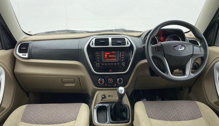 2017 Mahindra TUV300 T8, Diesel, Manual, 30,866 km, Dashboard
