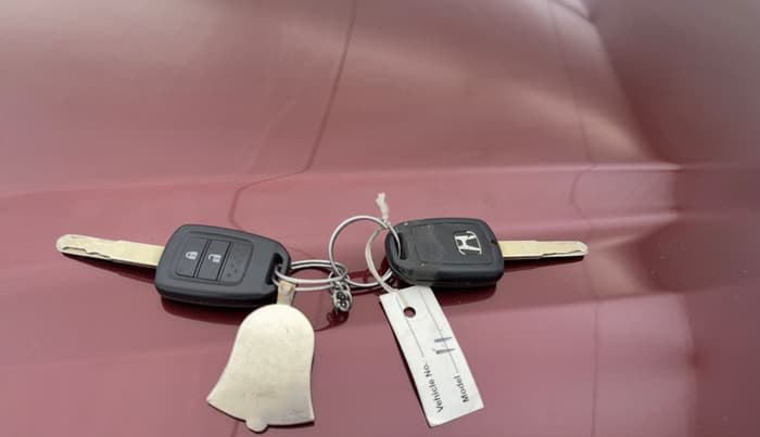 2016 Honda City 1.5L I-VTEC SV CVT, Petrol, Automatic, 1,03,744 km, Key Close Up