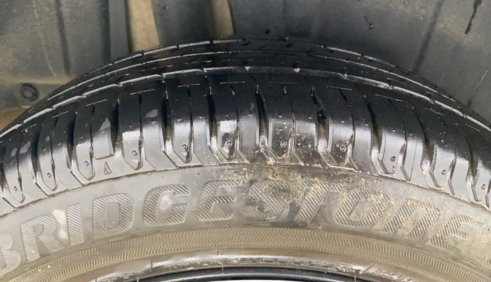 2023 Maruti Ertiga VXi (O), Petrol, Manual, 16,921 km, Right Rear Tyre Tread