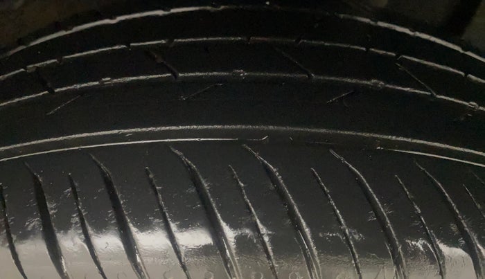 2023 Renault Kiger RXZ AMT, Petrol, Automatic, 16,636 km, Left Rear Tyre Tread